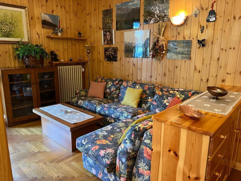 Hotel Derby Bormio Eksteriør bilde