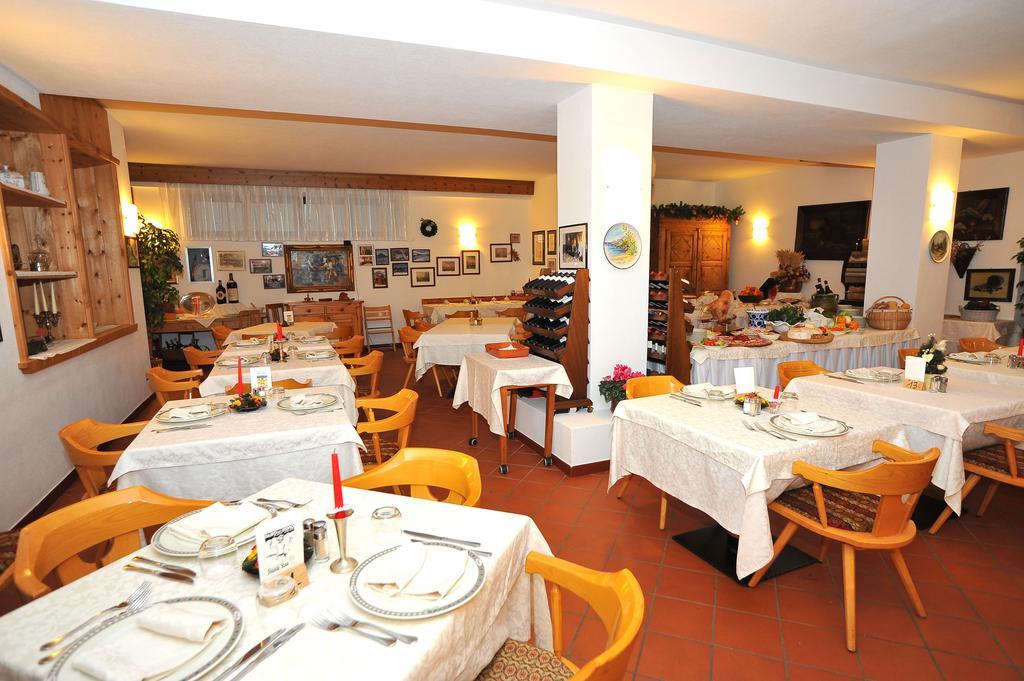 Hotel Derby Bormio Eksteriør bilde