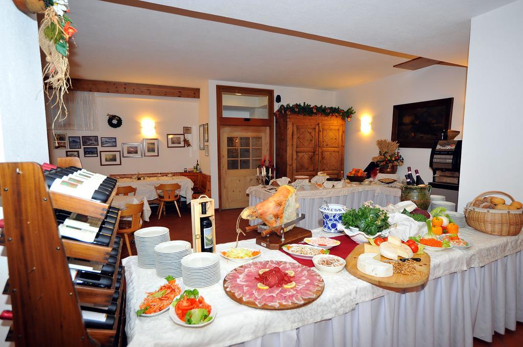 Hotel Derby Bormio Eksteriør bilde