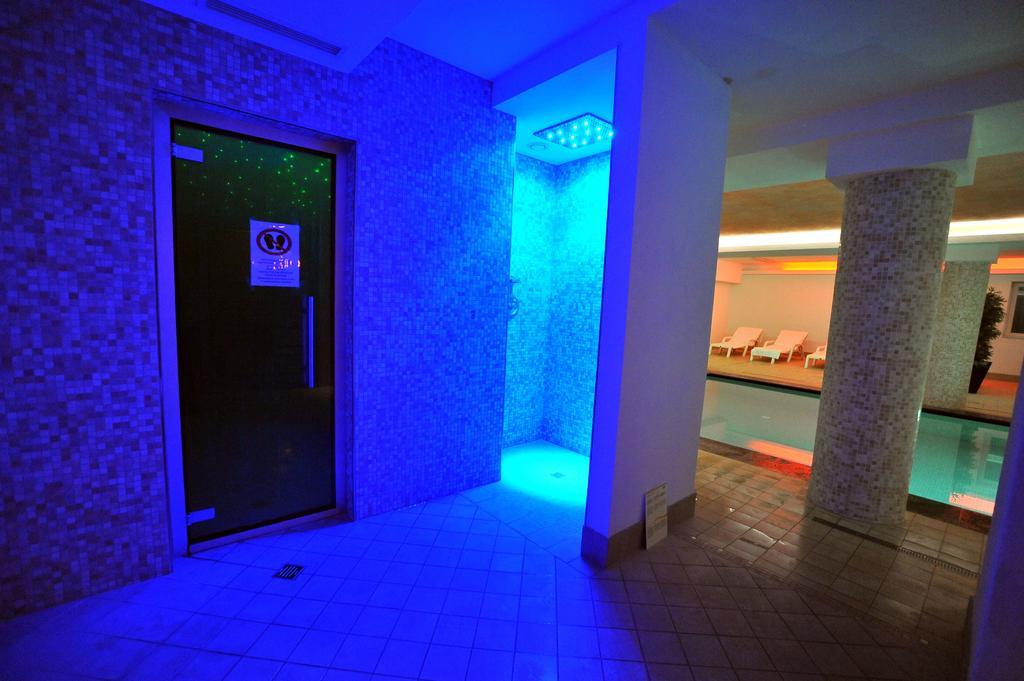 Hotel Derby Bormio Eksteriør bilde