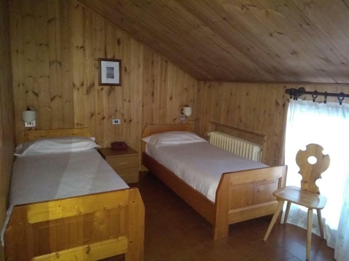 Hotel Derby Bormio Eksteriør bilde